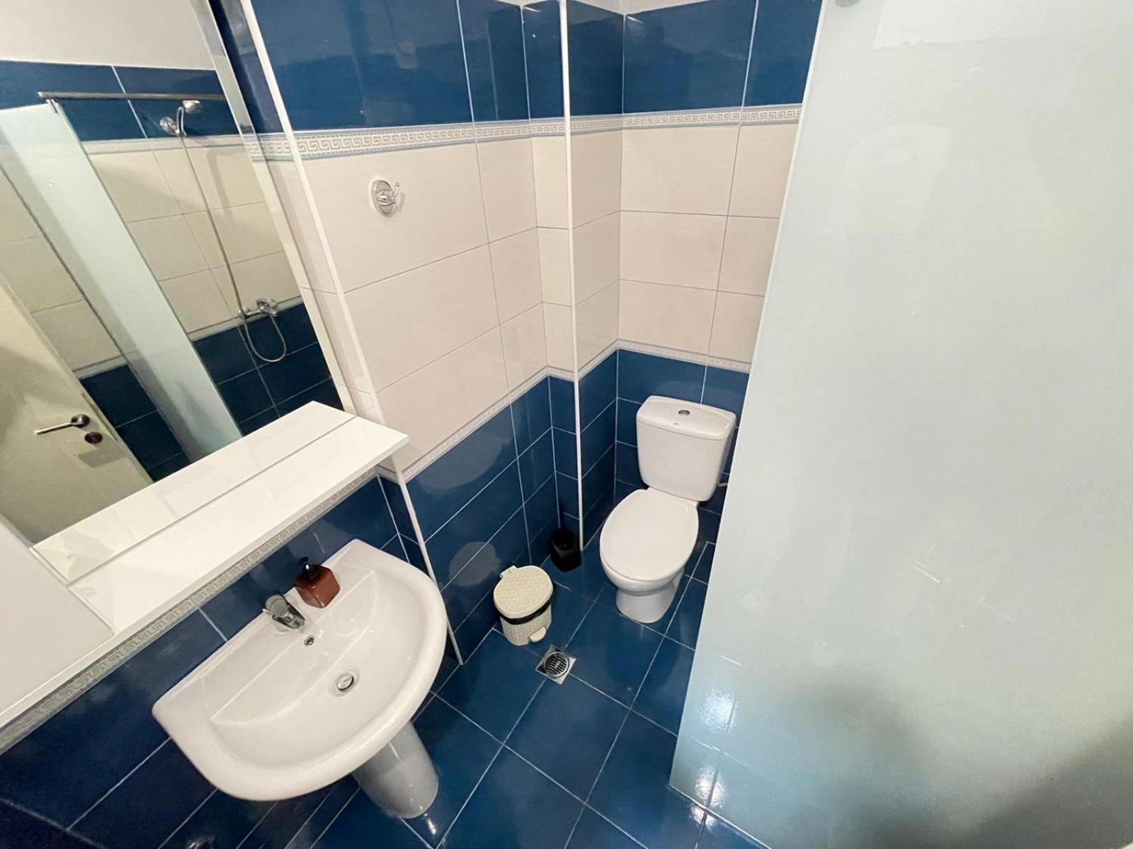Xhemi'S Apartment Sarande Ngoại thất bức ảnh