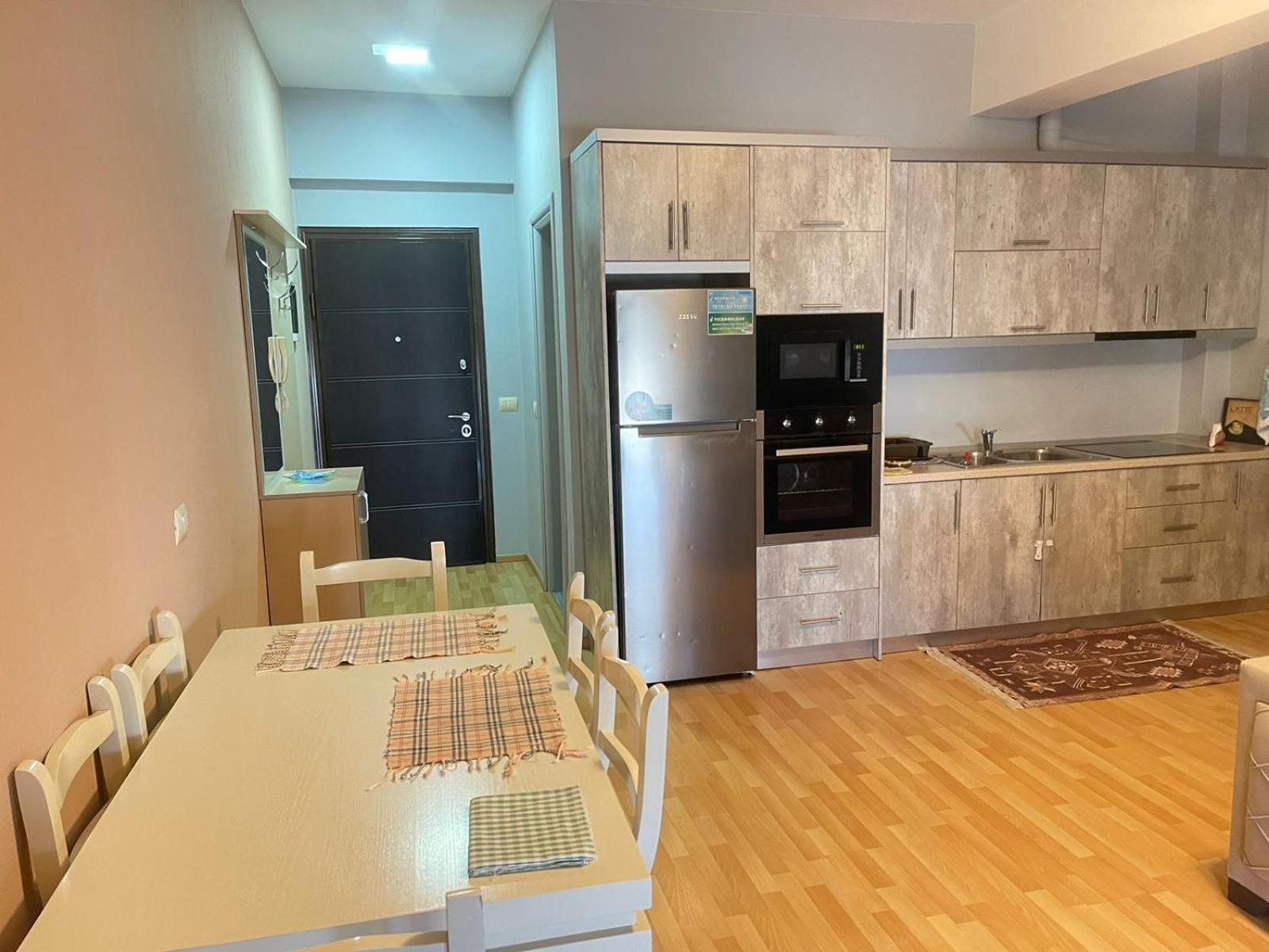 Xhemi'S Apartment Sarande Ngoại thất bức ảnh