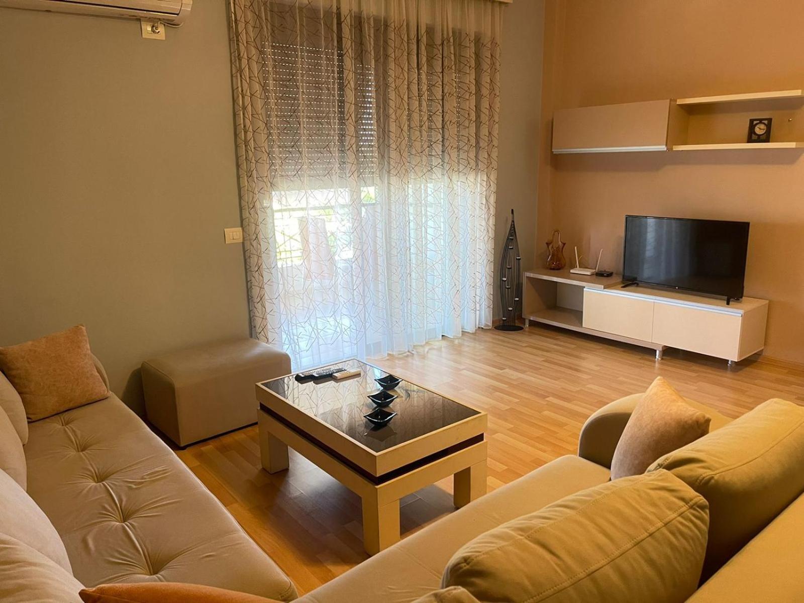 Xhemi'S Apartment Sarande Ngoại thất bức ảnh