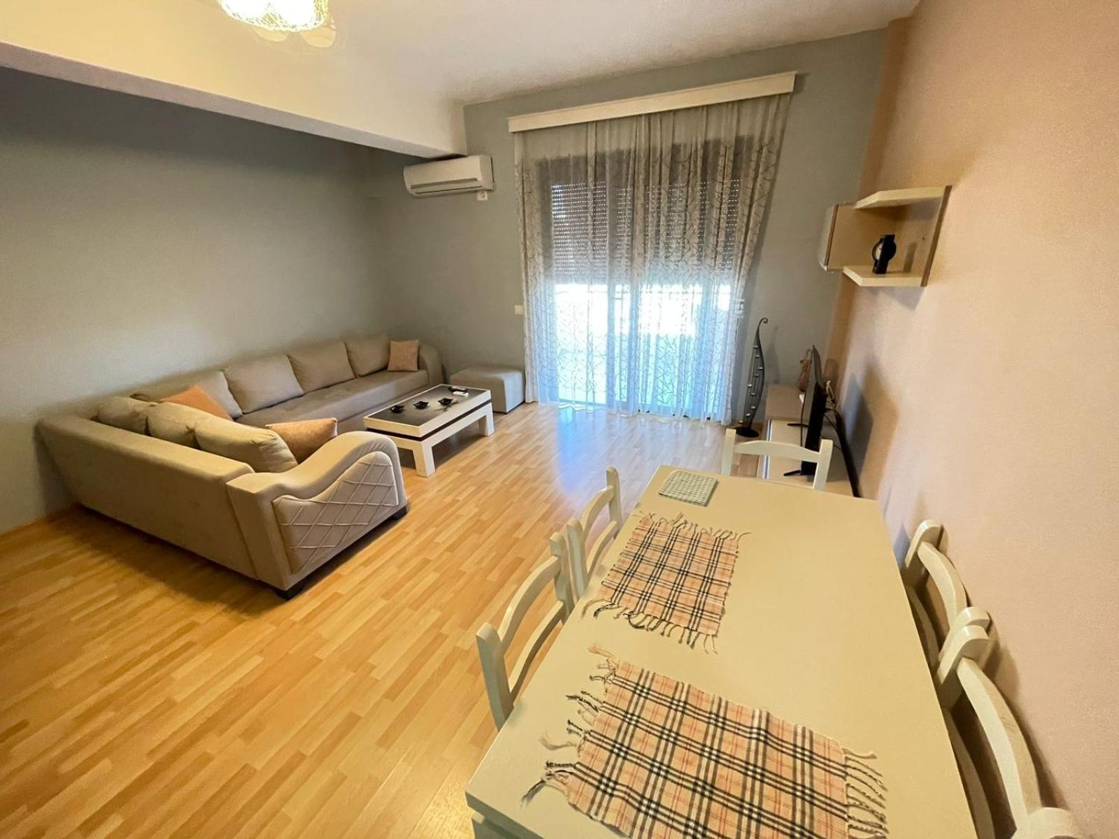 Xhemi'S Apartment Sarande Ngoại thất bức ảnh