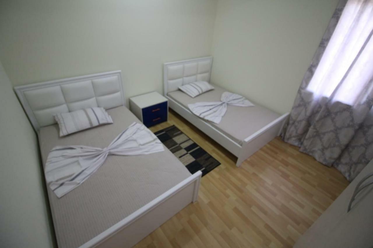 Xhemi'S Apartment Sarande Ngoại thất bức ảnh